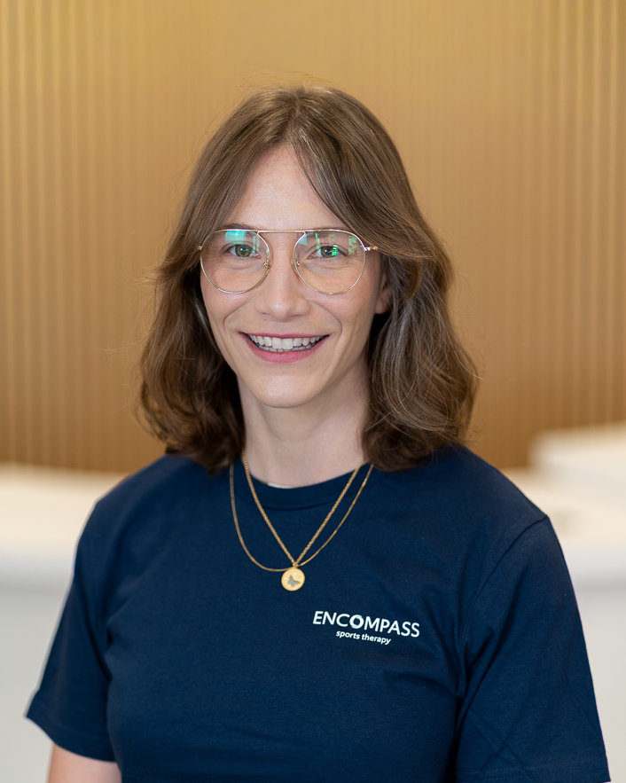 Dr Kayla Ekkel